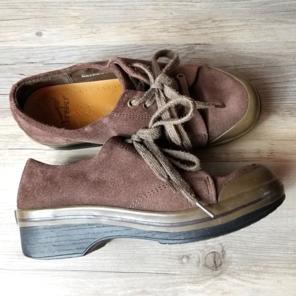 Dansko Veda Suede Leather Lace Up Clog
